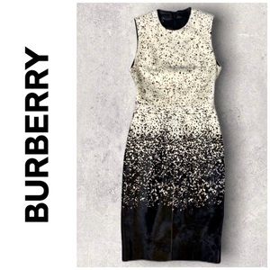 $5,500 Burberry Sleeveless Sheath Leather Dress